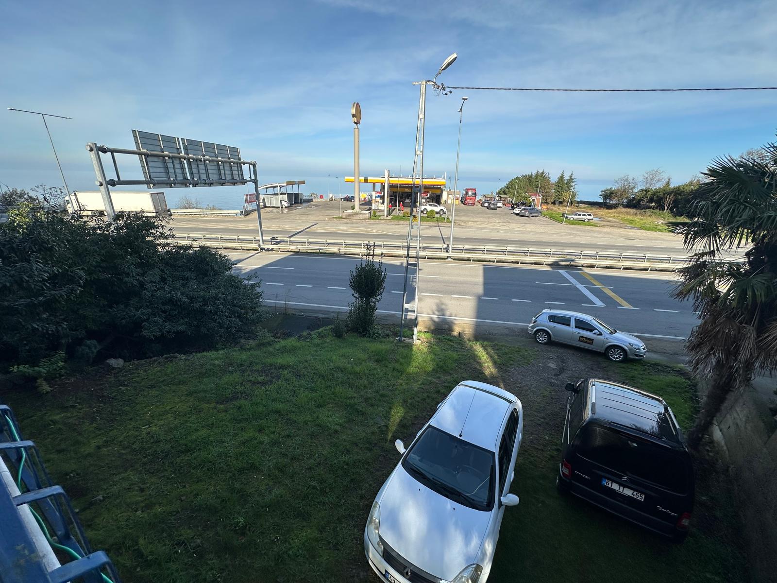 MABEL GAYRİMENKUL/DENİZLİ'DE ANA YOLA SIFIR SATILIK ARSA VE BİNA